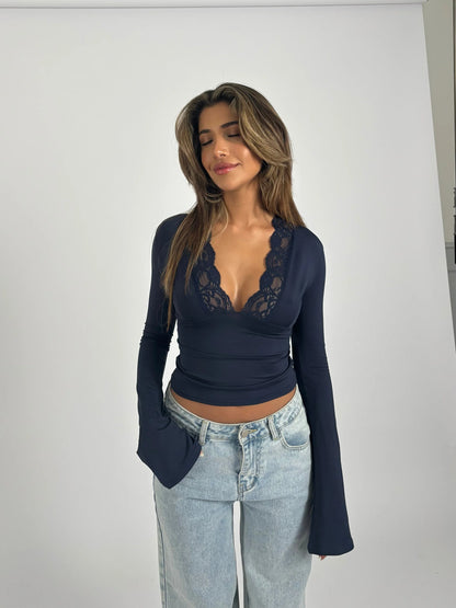 Babet | Deep V Crop Top