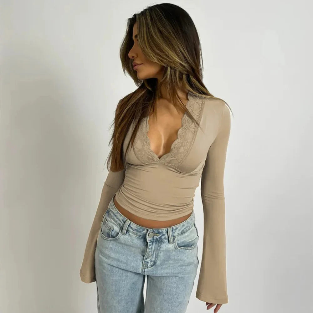 Babet | Deep V Crop Top