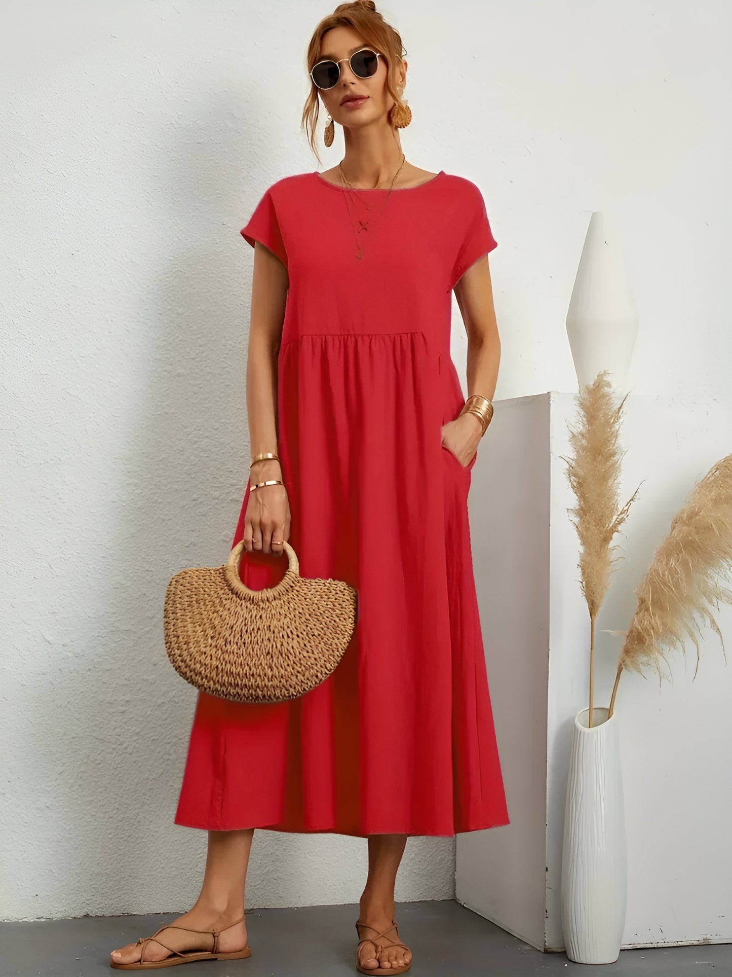Gabrielle | Robe Midi Élégante Rouge