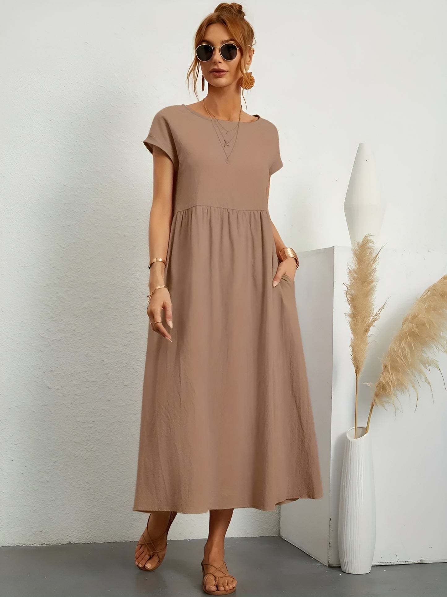 Gabrielle | Robe Midi Élégante Kaki